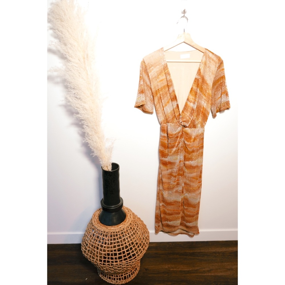 Isalis Shimmer wrap-knot dress